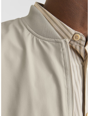 Ανοιξιάτικο Μπουφάν BOMBER JACK & JONES Millaz.gr